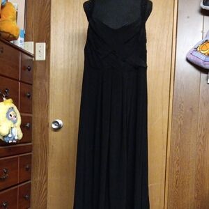Jessica Howard Black Sleeveless Elegant Dress